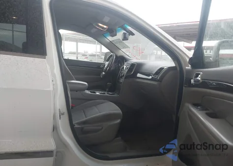 2011 Jeep Grand Cherokee Laredo z USA, uszkodzony, nr VIN 1J4RR4GGXBC540457